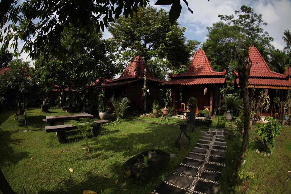 Omah Garengpoeng Guest House Magelang Quarto foto